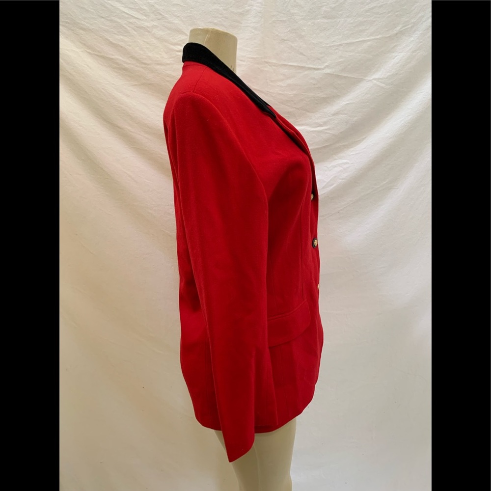 VTG Norton McNaughton Size 8 Red Blazer With Black Velvet Collar - Picture 3 of 11